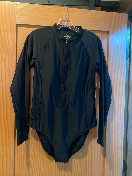 Women's Long-Sleeve One-Piece Swimsuit NWT - Picture 3 of 9